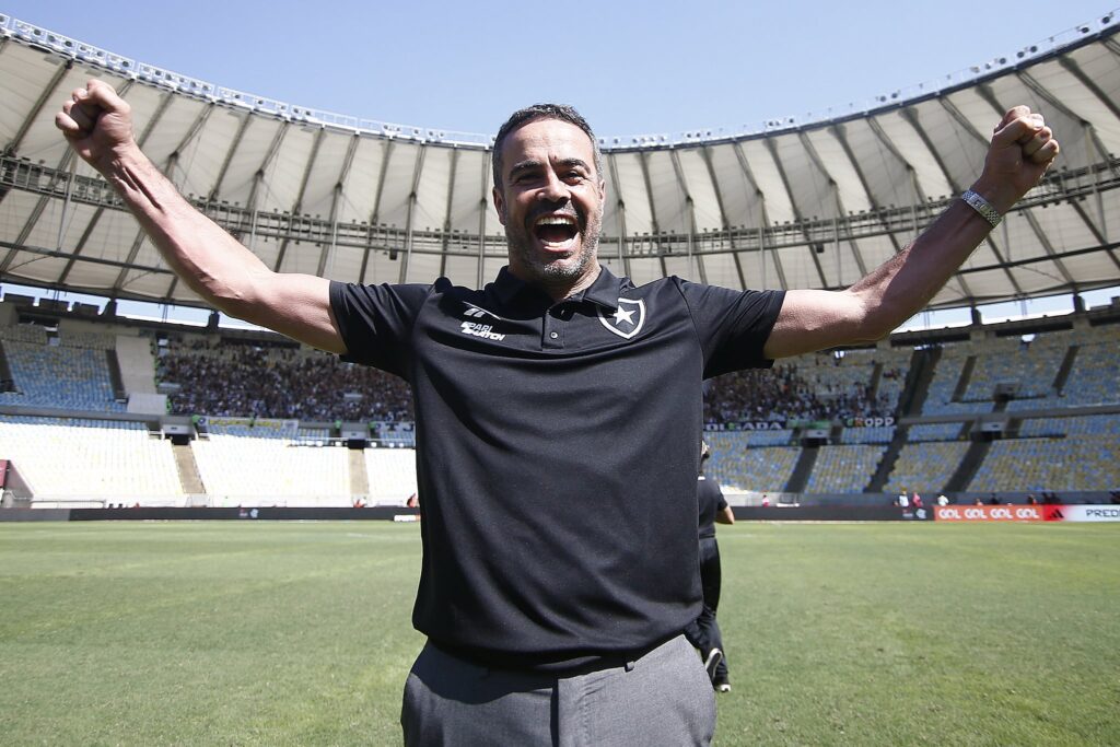 Já tem a rosto de Artur Jorge? Botafogo põe as garras para excepto com moderno profissional