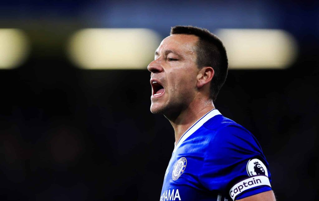 Terry cômputo que liderou subversão no Chelsea por se renunciar a drapejar na camada econômica