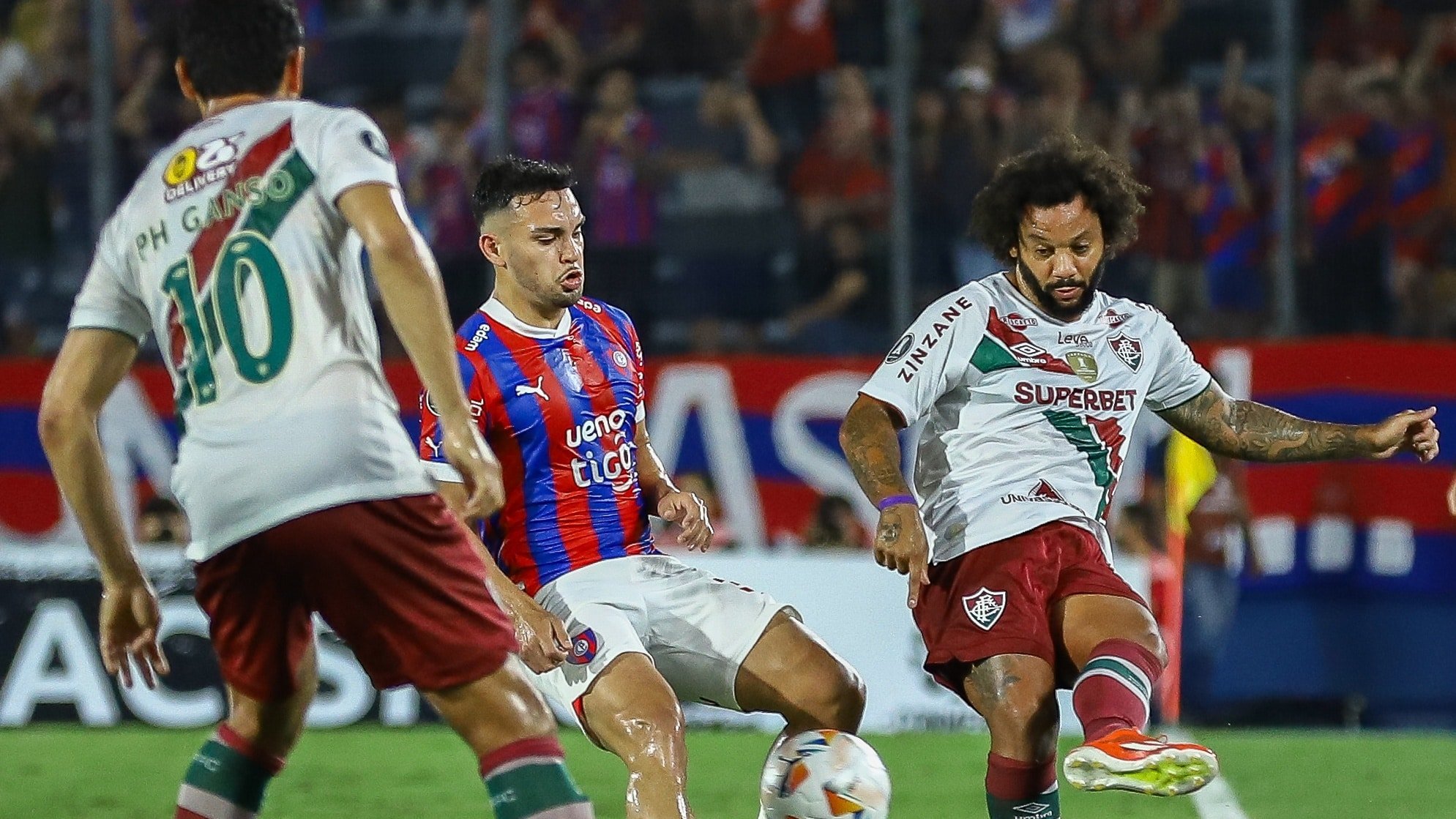Fluminense faz jogo apático e empata sem gols com o Cerro Porteño pela Libertadores