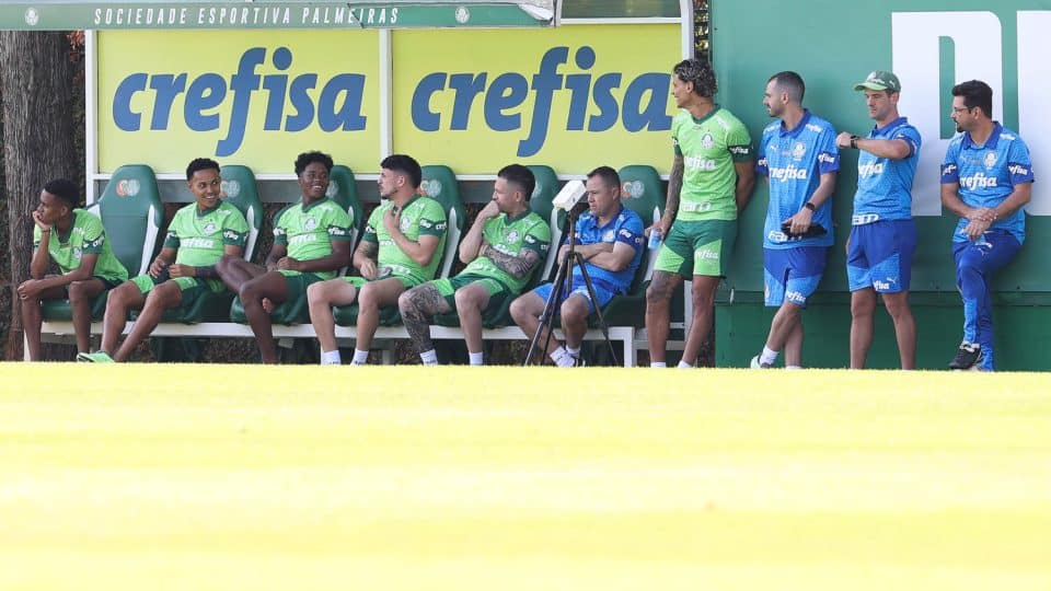 Com Dudu e Bruno Rodrigues em jogo-treino, Palmeiras testa time sem 9 de alusão