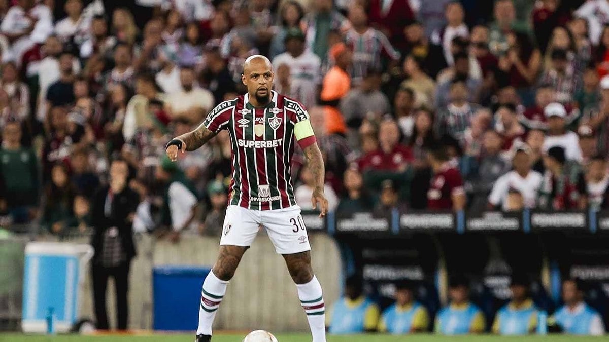 Felipe Melo celebra giro por eminente de John Kennedy no Fluminense: ‘Satisfação vê-lo luciluzir’