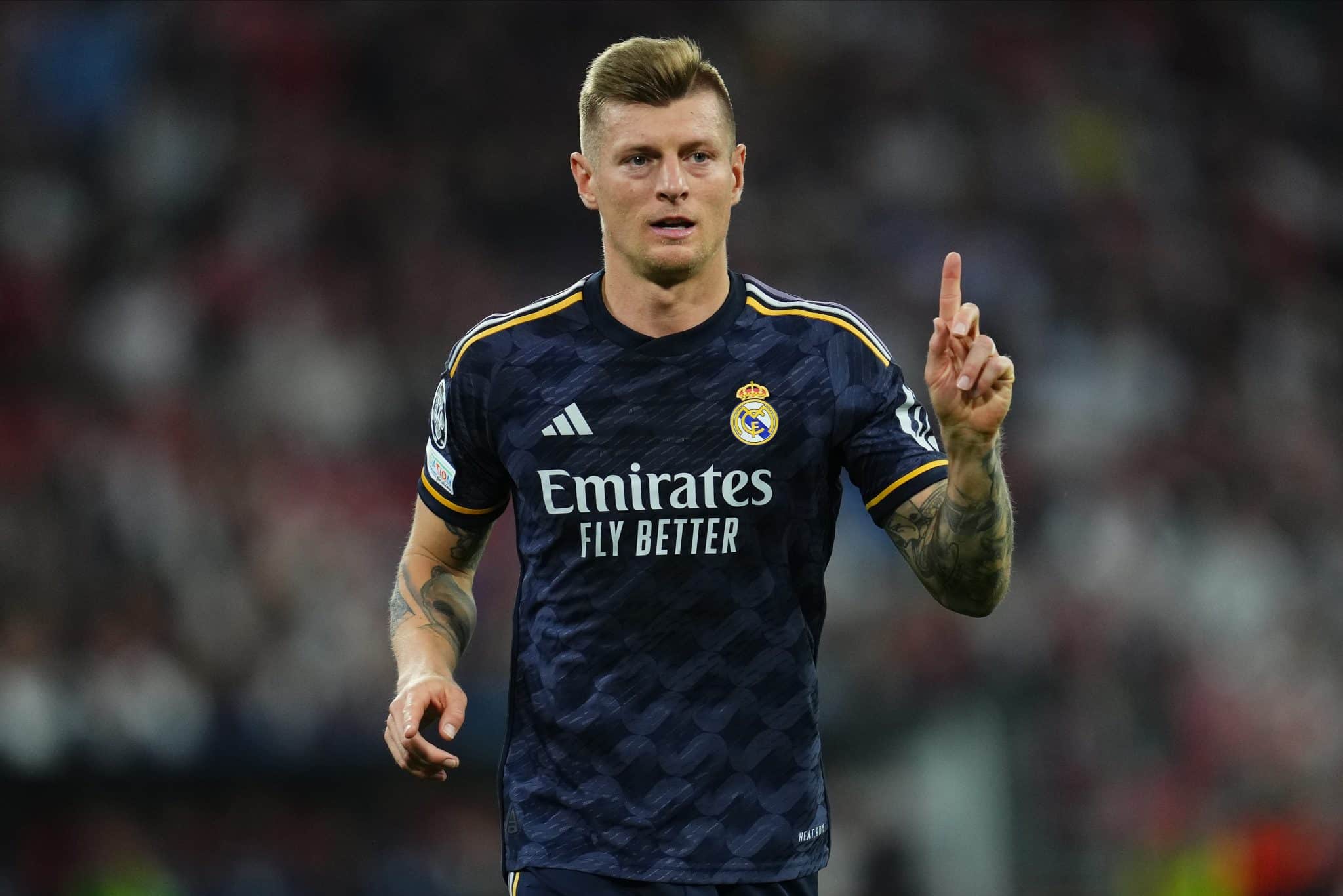 Cá está uma sucessão de estatísticas de Toni Kroos que vai te largar de mento derribado