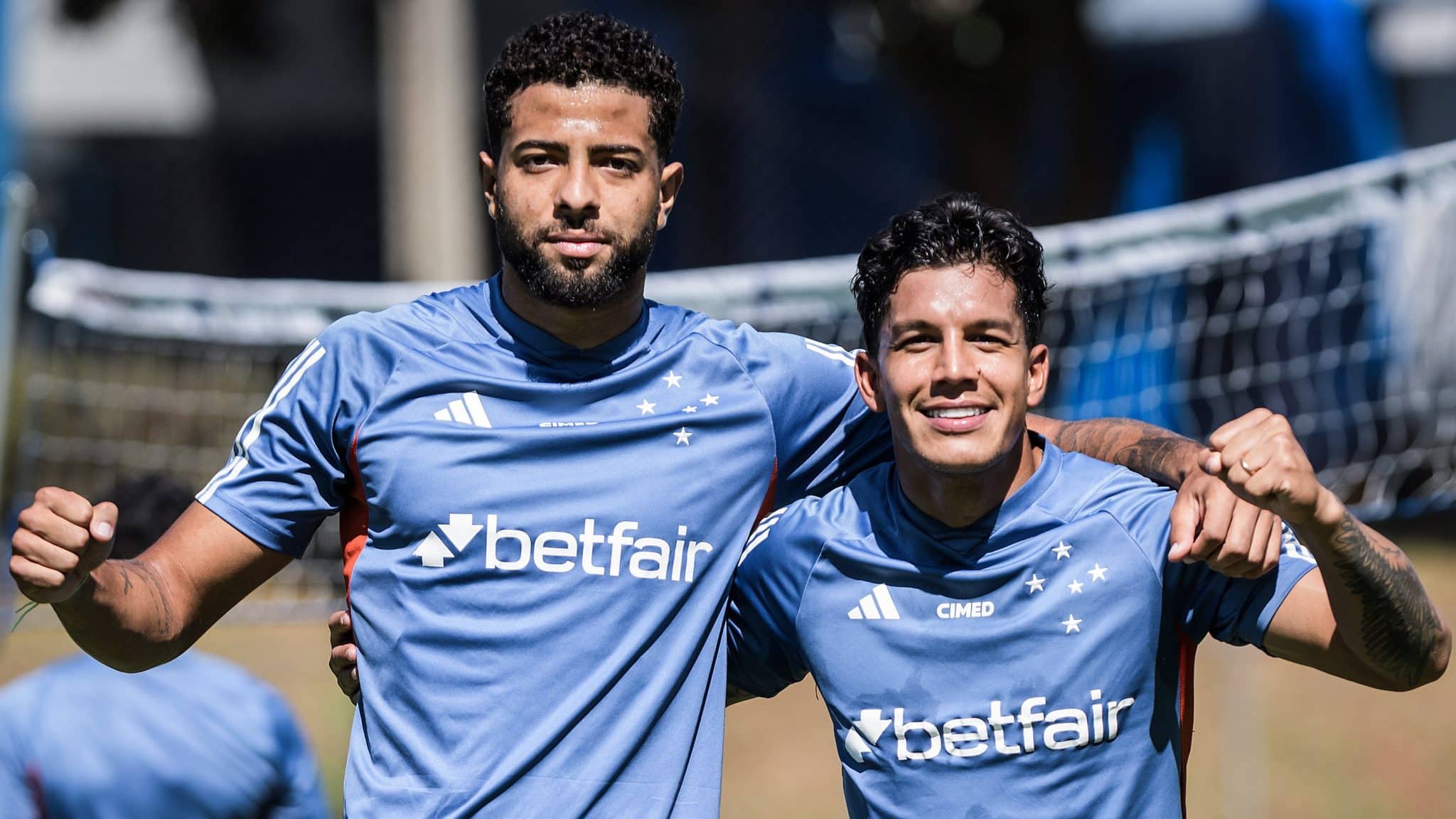 Dirigentes e jogadores abrem o jogo a respeito de infortúnio no RS, reforços e horizonte do Cruzeiro