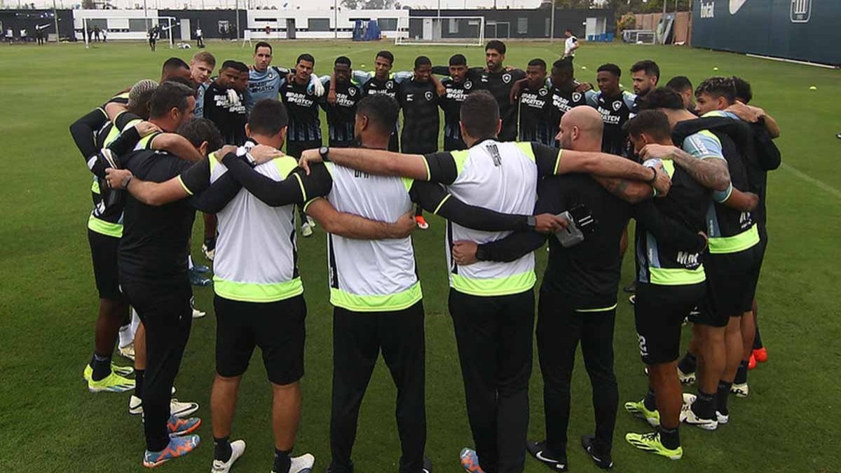 Elenco do Botafogo propõe que fracção das premiações vá para classe de esteio