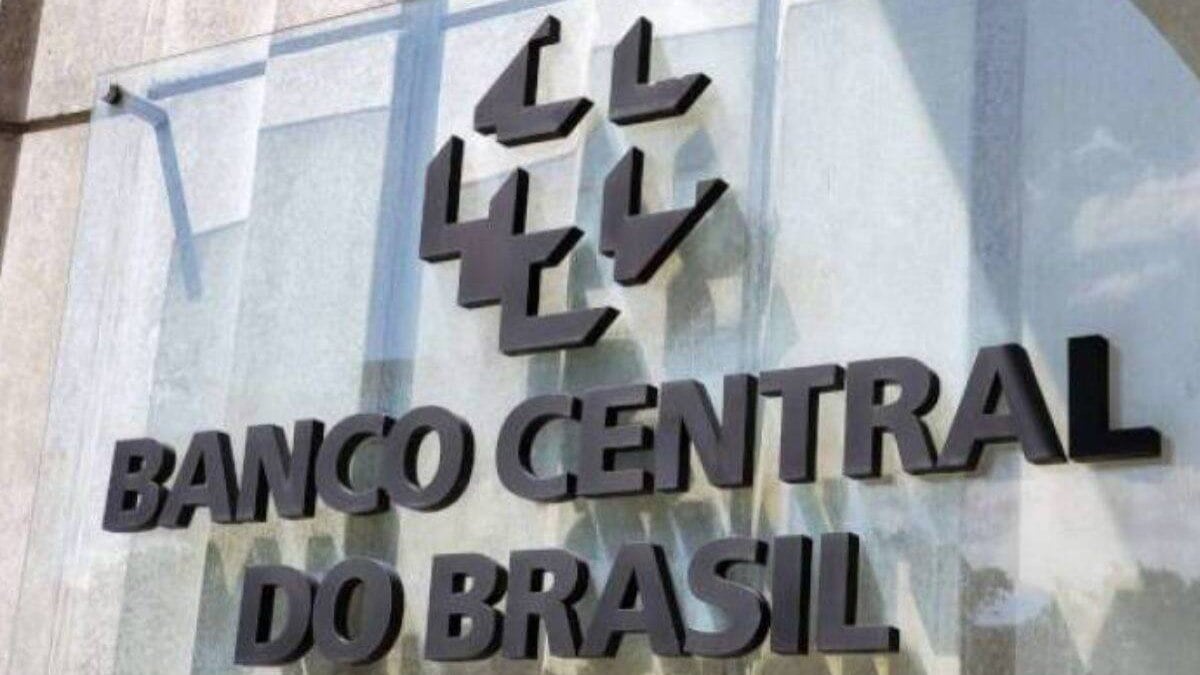 Copom inicia hoje determinação a cerca de Selic; mercado prevê tinido rijo e juros mantidos em 10,5%