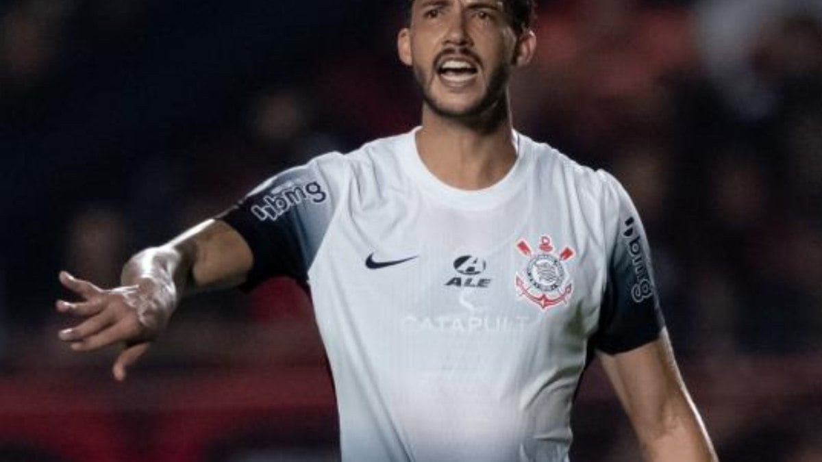 Erros individuais revoltam torcedores do Corinthians em empate com Atlético-GO; veja eco