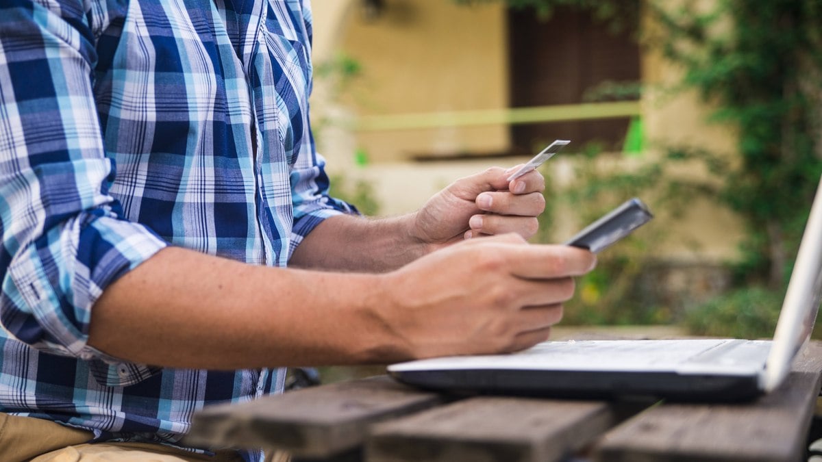 Você é mártir de stalking? Conheça os diferentes tipos da uso