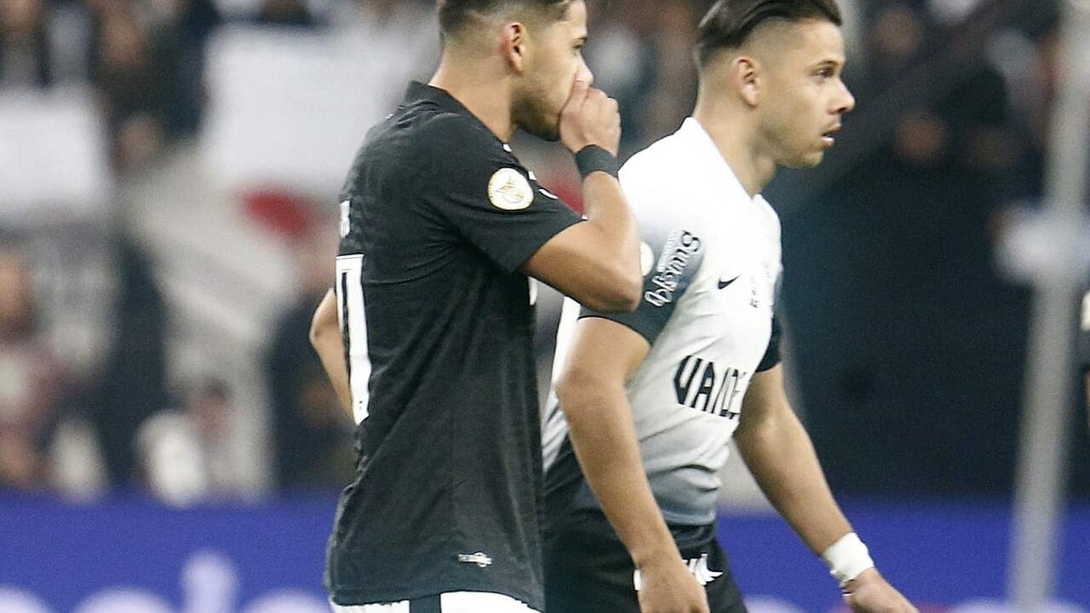 Posteriormente rota para irmão, Romero faz alerta ao Corinthians no Brasiliano