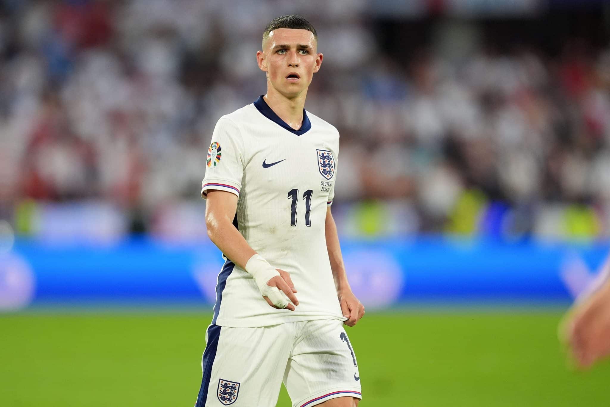 Foden deixa aglomeração da Inglaterra por ‘pergunta particular’ e vira incerteza para oitavas da Eurocopa