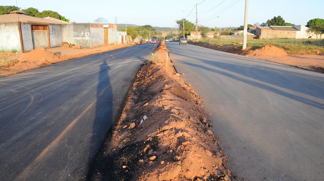 Prefeitura inicia obras de remate de mais 2 eixos estruturantes