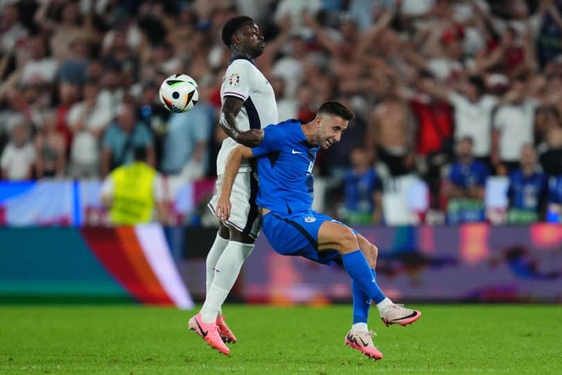 Craque afirma que desempenho maldoso da Inglaterra é desculpa de Guardiola