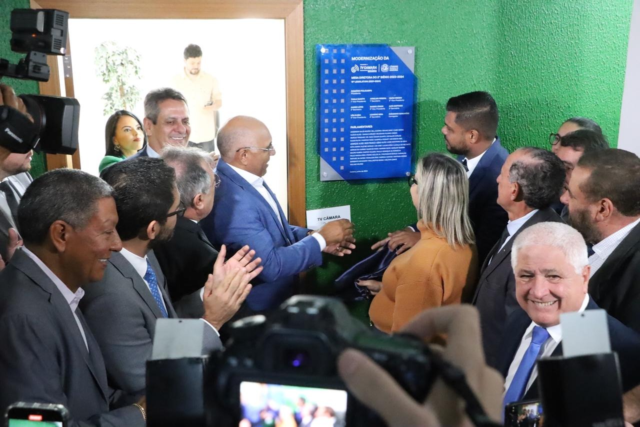 Policarpo inaugura novas instalações da TV Tertúlia Goiânia