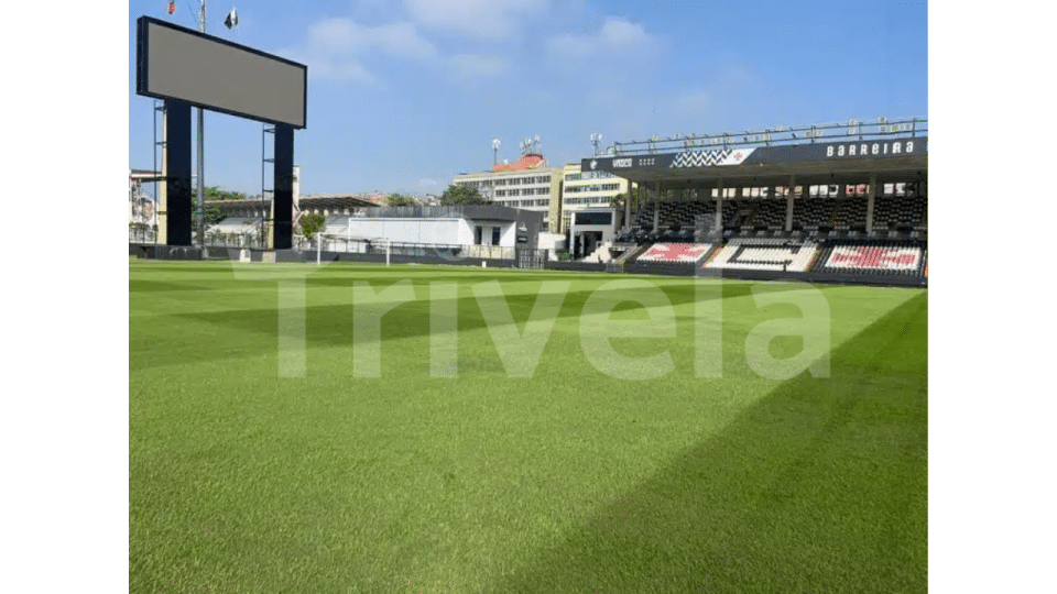 Sem jogos, gramado de São Januário vira tapeçaria para sequência do Vasco na período