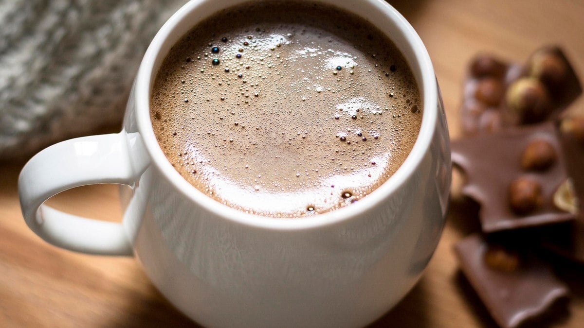 Prescrição de chocolate quente com seiva de laranja