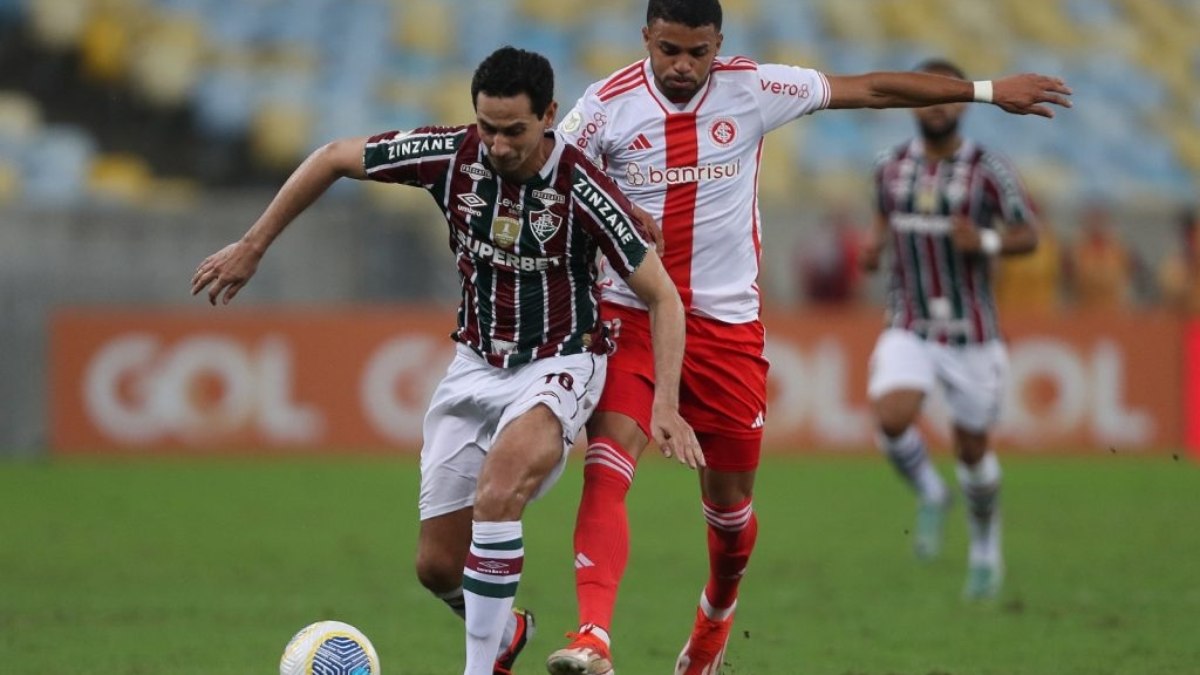 Mano Menezes dá escopo à sequência de derrotas do Fluminense e empata com o Inter no Maracanã