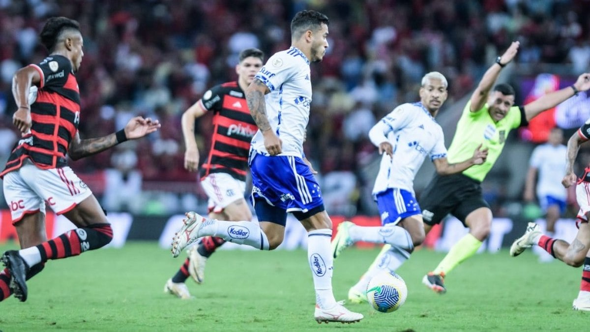 Cruzeiro procura reparação contra o Criciúma, depois rota no Maracanã