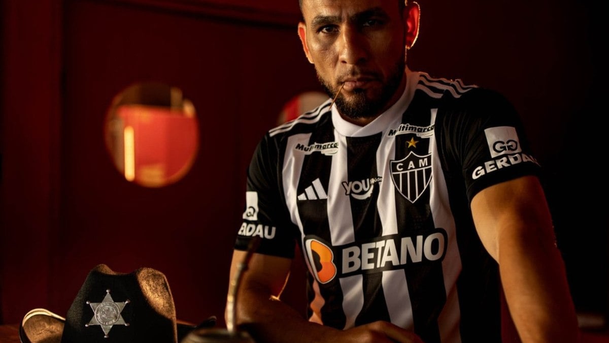 Milito indica que improvisará Júnior Alonso na lateral esquerda do Atlético