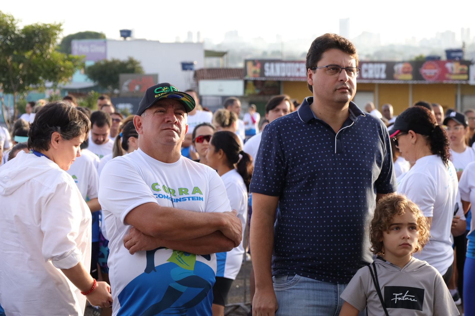 Vilmar exonera mais singular secretário enleado a Gustavo Mendanha