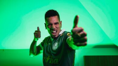 Palmeiras anuncia agressor Paulinho uma vez que reforço para 2025