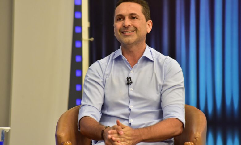 Leandro Vilela confirma secretários que estão em seu gestão Leandro Vilela confirma secretários que estão em seu gestão