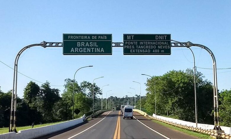 Cidade na limite com Brasil teme “impacto negativo“ de proclamação de Milei Cidade na limite com Brasil teme “impacto negativo“ de proclamação de Milei