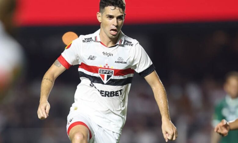 Oscar elogia atuação do São Paulo em desafio contra o Guarani no Paulistão Oscar elogia atuação do São Paulo em desafio contra o Guarani no Paulistão