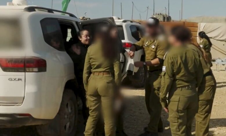 Hamas liberta quatro soldados israelenses mantidas em Gaza Hamas liberta quatro soldados israelenses mantidas em Gaza