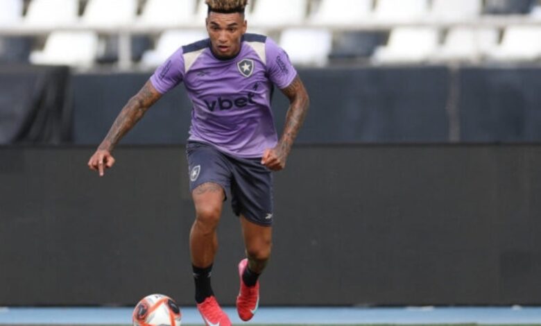 Parece que a período do Botafogo isolado começa mesmo em abril Parece que a período do Botafogo isolado começa mesmo em abril