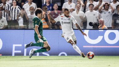 Com gol no intuito, Palmeiras guia Santos em à frente clássico do Paulistão