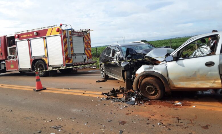 Acidente em rodovia deixa 2 mortos e uno alanceado em Trilogia