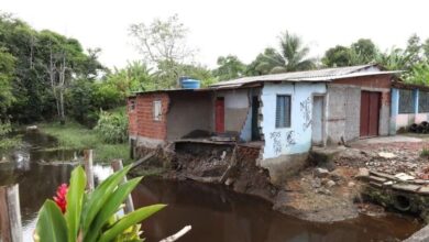 Água nascimento ruína na Bahia; 14 municípios decretam surgimento