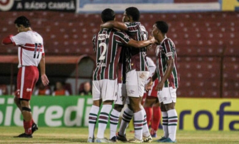 Fluminense vence mais uma e se garante na 3ª período da Copinha Fluminense vence mais uma e se garante na 3ª período da Copinha