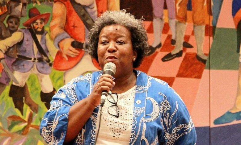 Denúncias de deportados pelos EUA são “bem graves“, diz ministra Denúncias de deportados pelos EUA são “bem graves“, diz ministra
