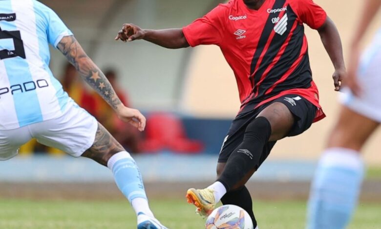 Athletico vence o Londrina e termina o Paranaense na segunda disposição Athletico vence o Londrina e termina o Paranaense na segunda disposição
