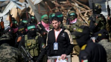 Refém israelense libertado conhece nome da filha nascida durante seu cativeiro