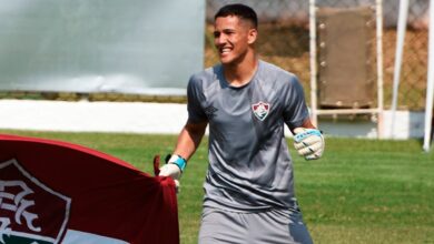 Coritiba encaminha contratação de goleiro do Fluminense