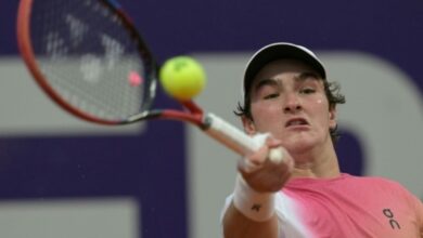 João Fonseca vence Navone de viradela e vai às semifinais do ATP de Buenos Aires