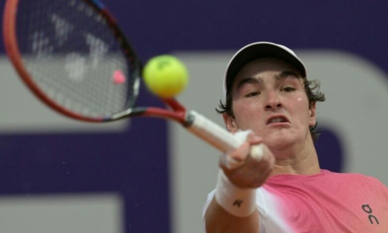 João Fonseca vence Navone de viradela e vai às semifinais do ATP de Buenos Aires