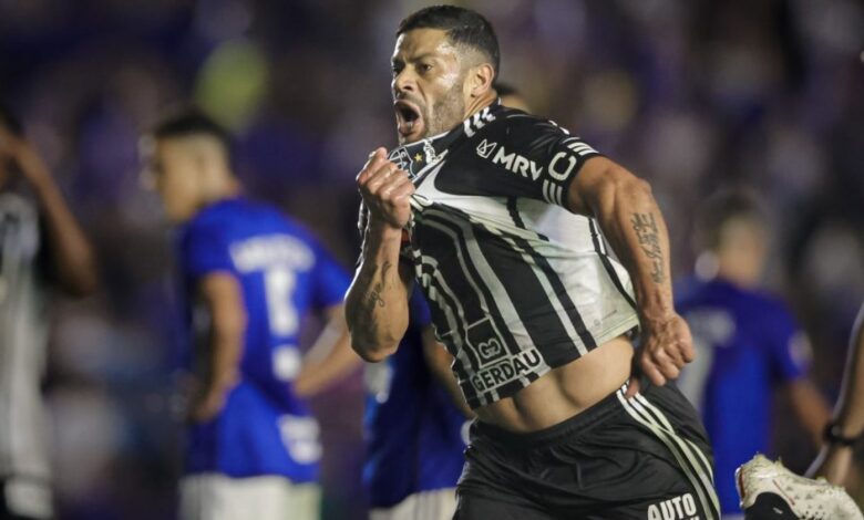 Atlético-MG e Cruzeiro se enfrentam velo Mineiro Atlético-MG e Cruzeiro se enfrentam velo Mineiro